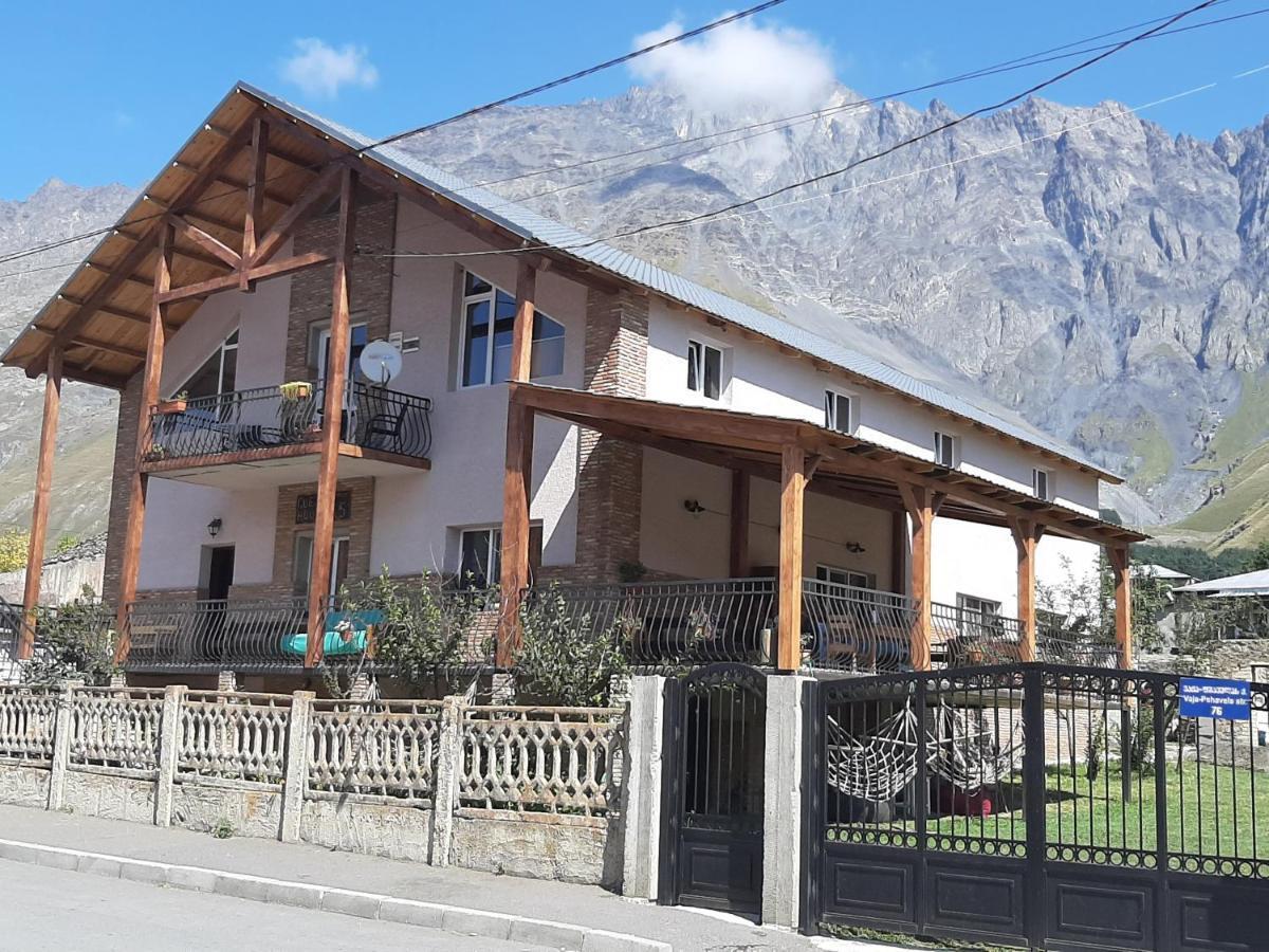 Guest House 15 Kazbegi Exterior photo